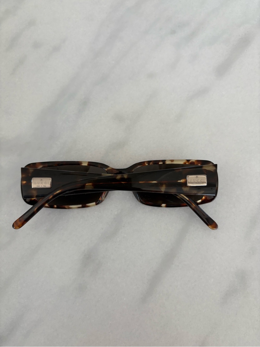 Vintage Gucci Tortoiseshell Rectangular Sunglasses - Dark Lenses - Picture 2 of 6
